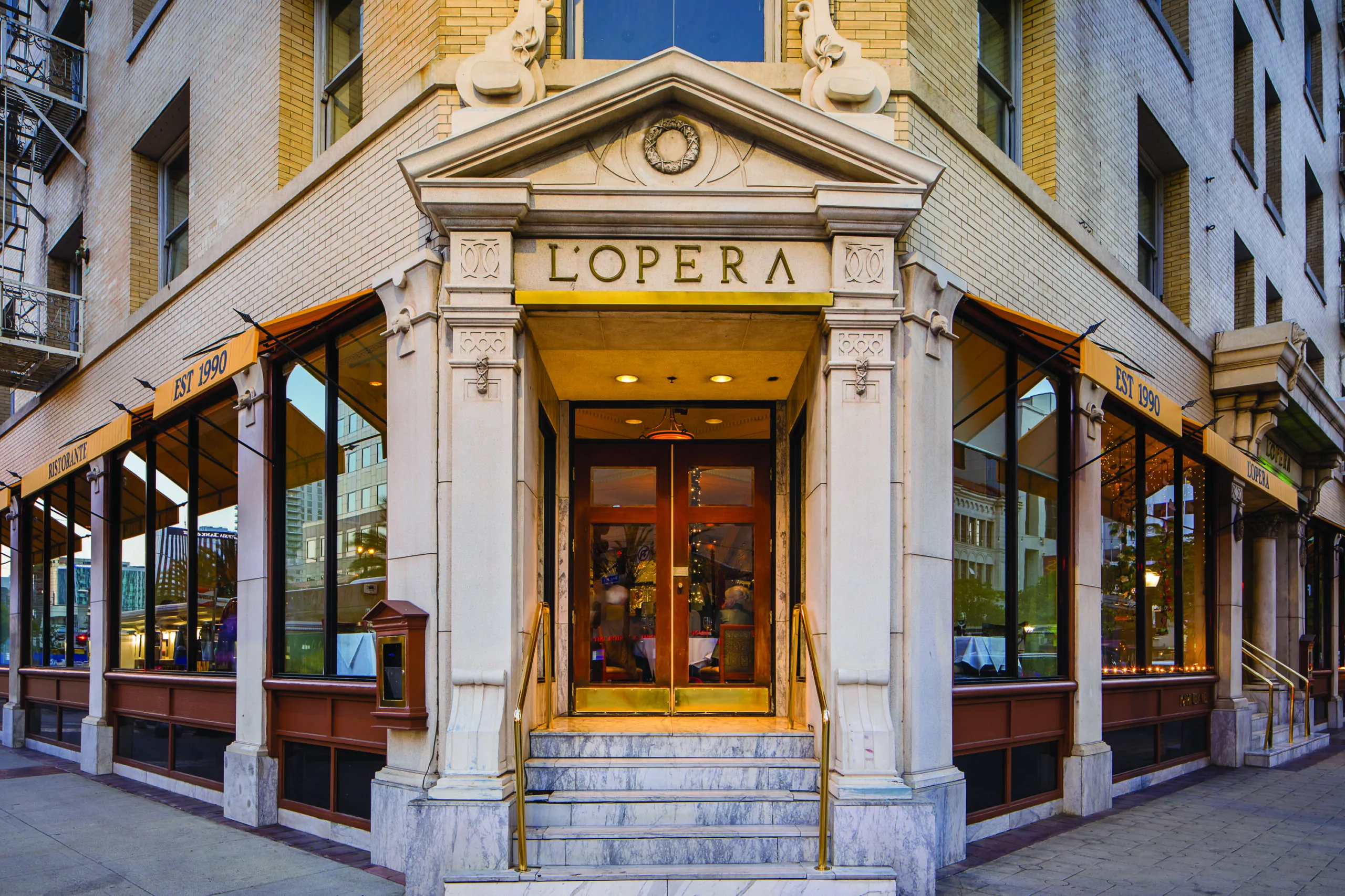 L'Opera Side Entrance 1