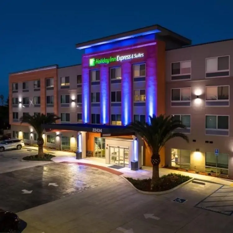 HolidayInnExpress